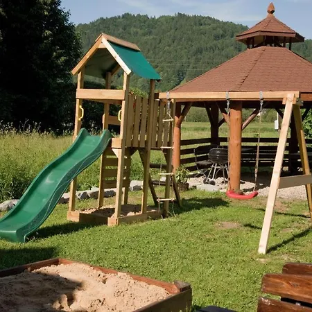 Wioska Letniskowa Chalet Kroscienko nad Dunajcem